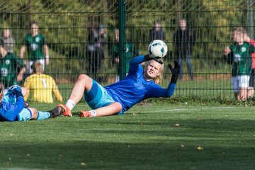 Bild 32 - B-Juniorinnen Hamburger SV - FC Neubrandenburg 04 : Ergebnis: 3:1